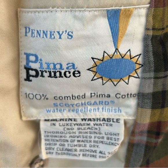 Vintage 1960’s Long Over Coat with Plaid Lining - Picture 7 of 7